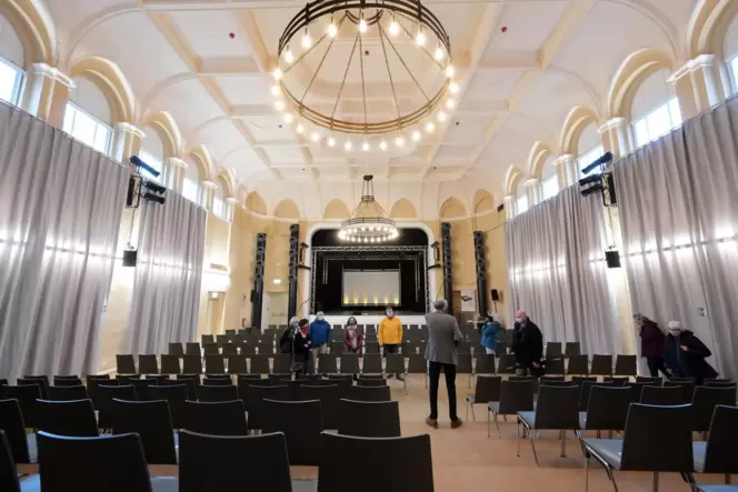 Der Speyerer Stadtsaal, in dem seinerzeit die Konzerte des Sinfonieorchesters stattfanden, hier nach der Renovierung 2020.